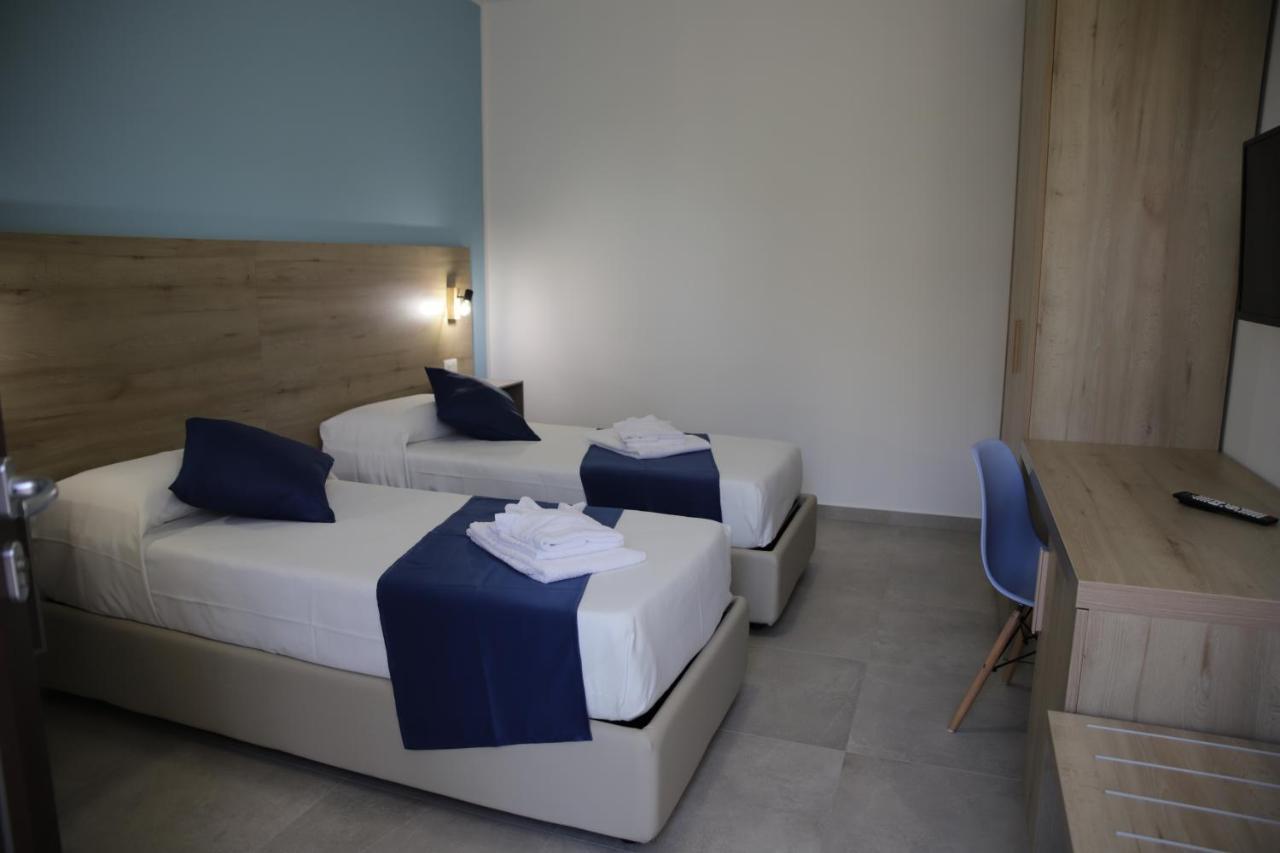 Oasi Guzzetta Hotel&Case Vacanze 马尔萨拉 外观 照片